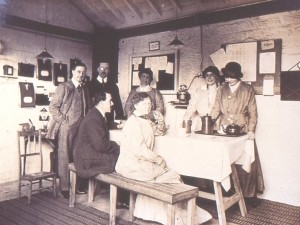 Tea break in the munitions works